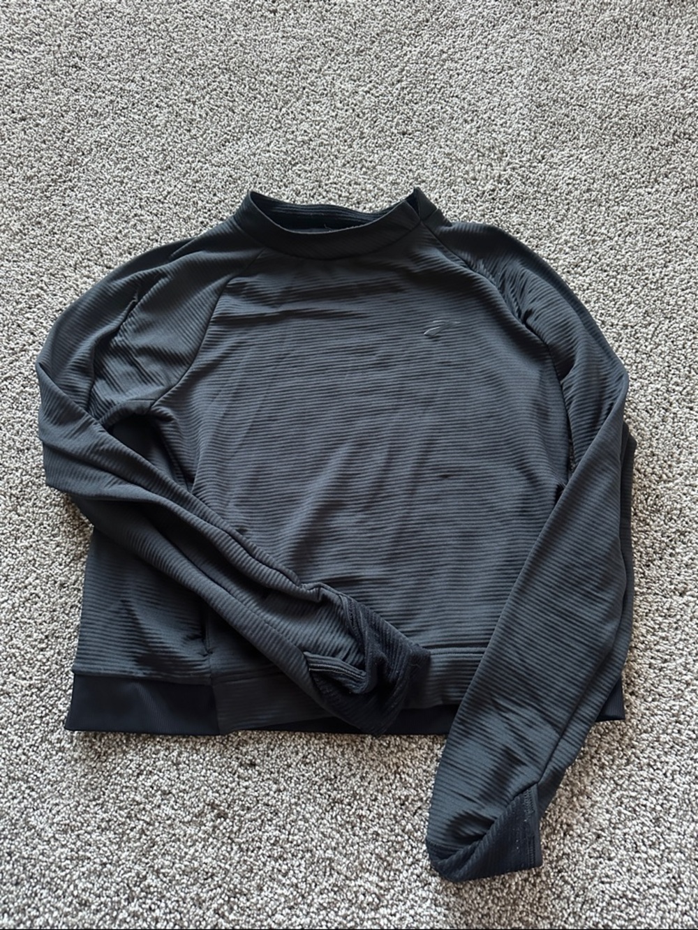 Women's Black Crewneck Long-Sleeve Top